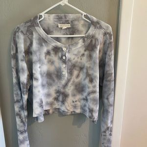 cropped tie dye long sleeve tee